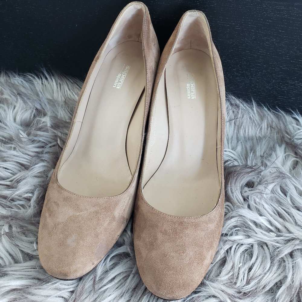 Suede tan/brown heels